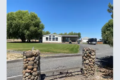 4820 NE 7.5 Road, Moses Lake, WA 98837 - Photo 1