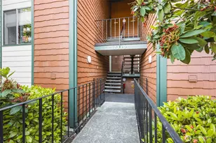 7310 N Skyview Ln, Tacoma, WA 98406 - Photo 1