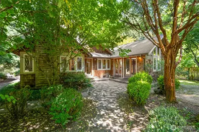 5579 NE Foster Road, Bainbridge Island, WA 98110 - Photo 1