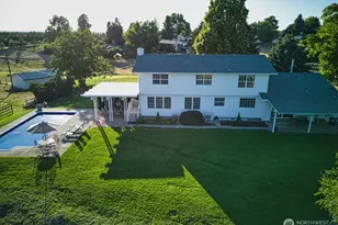 1078 Clarence Ave, College Place, WA 99324 - Photo 1