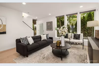 909 29th Avenue S, Seattle, WA 98144 - Photo 1