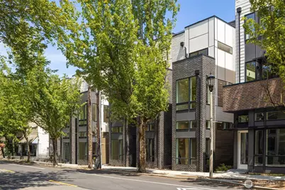 1106 C 34th Avenue, Seattle, WA 98122 - Photo 1