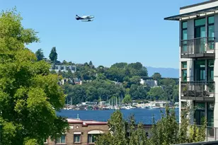 201 E Boston St, Seattle, WA 98102 - Photo 1