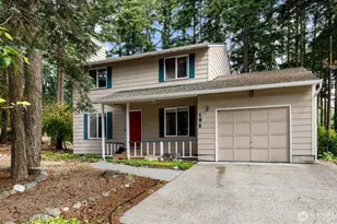 198 NW Columbia Dr, Oak Harbor, WA 98277 - Photo 1