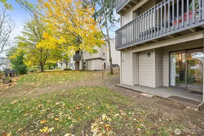 303 Kenyon Street NW #2D, Olympia, WA 98502 - Photo 1