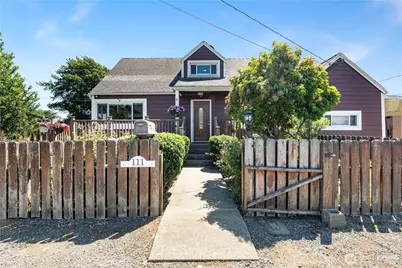 111 E King Street, Aberdeen, WA 98520 - Photo 1