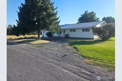 4126 NE Fairview Place, Moses Lake, WA 98837 - Photo 1