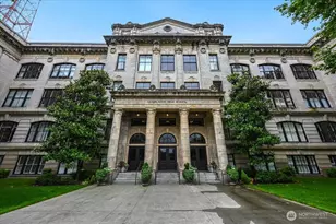 201 Galer St, Seattle, WA 98109 - Photo 1