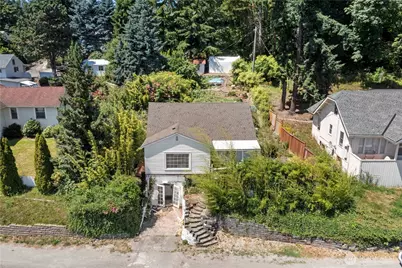 7119 Pacific Highway E, Milton, WA 98354 - Photo 1