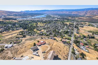 80 Soltice Lane, Wenatchee, WA 98801 - Photo 1