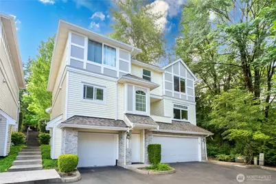 6707 SE Cougar Mountain Way #2, Bellevue, WA 98006 - Photo 1