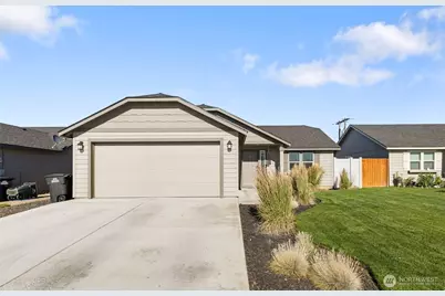 579 S Rees Street, Moses Lake, WA 98837 - Photo 1