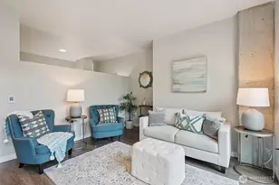 1085 103rd Ave NE, Bellevue, WA 98004 - Photo 1