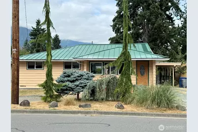 625 Sauk Avenue, Darrington, WA 98241 - Photo 1