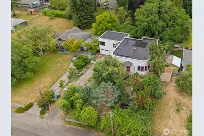 1953 Taft Avenue, Bremerton, WA 98312 - Photo 1