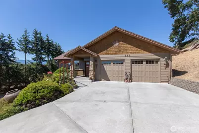 822 E Oak Street, Sequim, WA 98382 - Photo 1