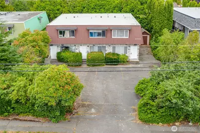 5705 204th Street SW, Lynnwood, WA 98036 - Photo 1