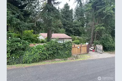 15714 82nd Avenue E, Puyallup, WA 98375 - Photo 1