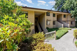 10320 SE 6th St, Bellevue, WA 98004 - Photo 1