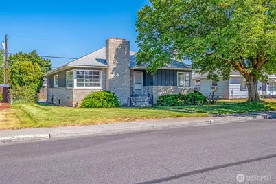 78 E Street NE, Ephrata, WA 98823 - Photo 1