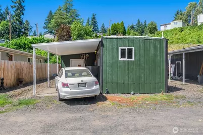 214 Holcomb Avenue #B8, Kelso, WA 98626 - Photo 1