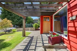 3754 SW 107th St, Seattle, WA 98146 - Photo 1