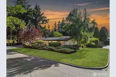 8230 215th Street SW, Edmonds, WA 98026 - Photo 1
