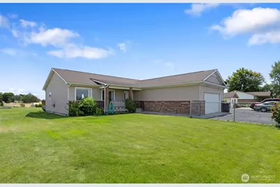 4913 NE Alma Road, Moses Lake, WA 98837 - Photo 1