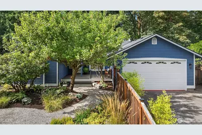 13833 70th Avenue NE, Kirkland, WA 98034 - Photo 1