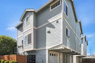 856 NE 91st St, Seattle, WA 98115 - Photo 1