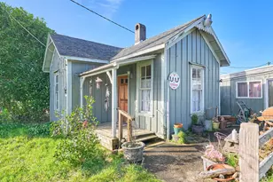 1310 Bay Ave, Ocean Park, WA 98640 - Photo 1