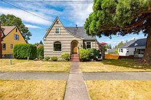 211 N 8th St, Mount Vernon, WA 98273 - Photo 1