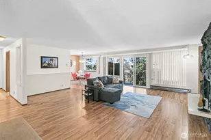 2520 Cascade Pl W, University Place, WA 98466 - Photo 1