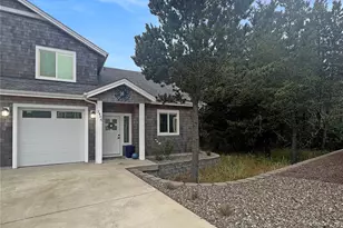240 28th St NW, Long Beach, WA 98631 - Photo 1