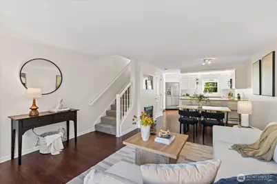 233 3rd Avenue N #16, Edmonds, WA 98020 - Photo 1