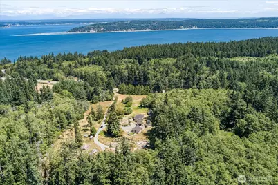 24083 Sr 525, Greenbank, WA 98253 - Photo 1