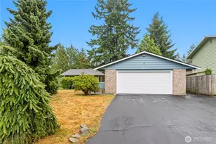 8711 NE 138th St, Kirkland, WA 98034 - Photo 1
