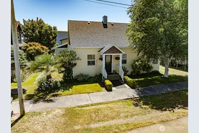 201 Main Street, Ilwaco, WA 98624 - Photo 1