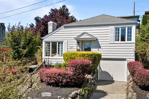 3047 36th Ave W, Seattle, WA 98199 - Photo 1