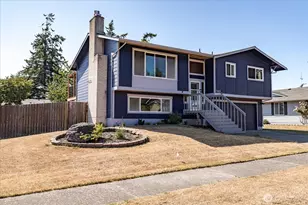 749 SW London Terrace, Oak Harbor, WA 98277 - Photo 1