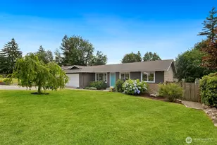 414 216th St SW, Bothell, WA 98021 - Photo 1