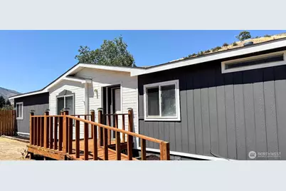 3076 Hedding Street, Entiat, WA 98822 - Photo 1