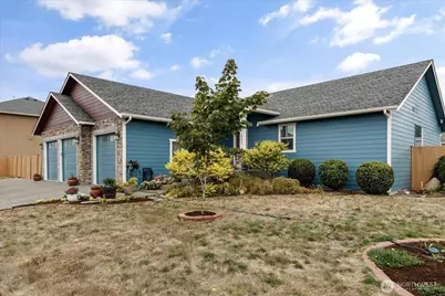 1037 Lyle Ridge Circle, Oak Harbor, WA 98277 - Photo 1