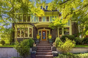 1439 E Ward St, Seattle, WA 98112 - Photo 1