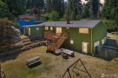 4364 151st Avenue SE, Bellevue, WA 98006 - Photo 1