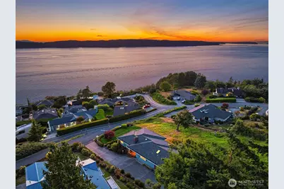 9305 62nd Place W, Mukilteo, WA 98275 - Photo 1