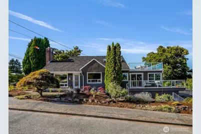 3712 W Prosper Street, Seattle, WA 98199 - Photo 1