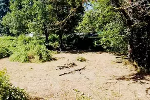 121 Church St, Wilkeson, WA 98396 - Photo 1