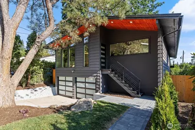 1741 NE 105th Street, Seattle, WA 98125 - Photo 1