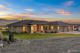 827 Desert Aire Dr SW, Mattawa, WA 99349 - Photo 1